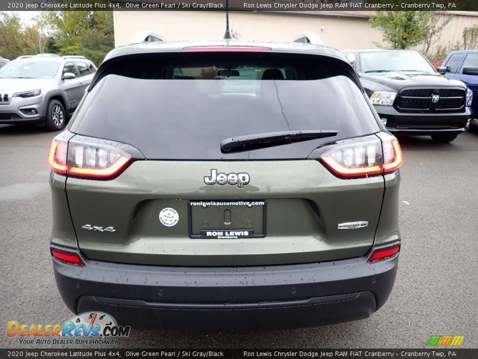 2020 Jeep Cherokee Latitude Plus 4x4 Olive Green Pearl / Ski Gray/Black Photo #4