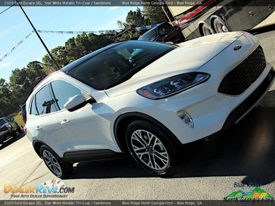 2020 Ford Escape SEL Star White Metallic Tri-Coat / Sandstone Photo #30