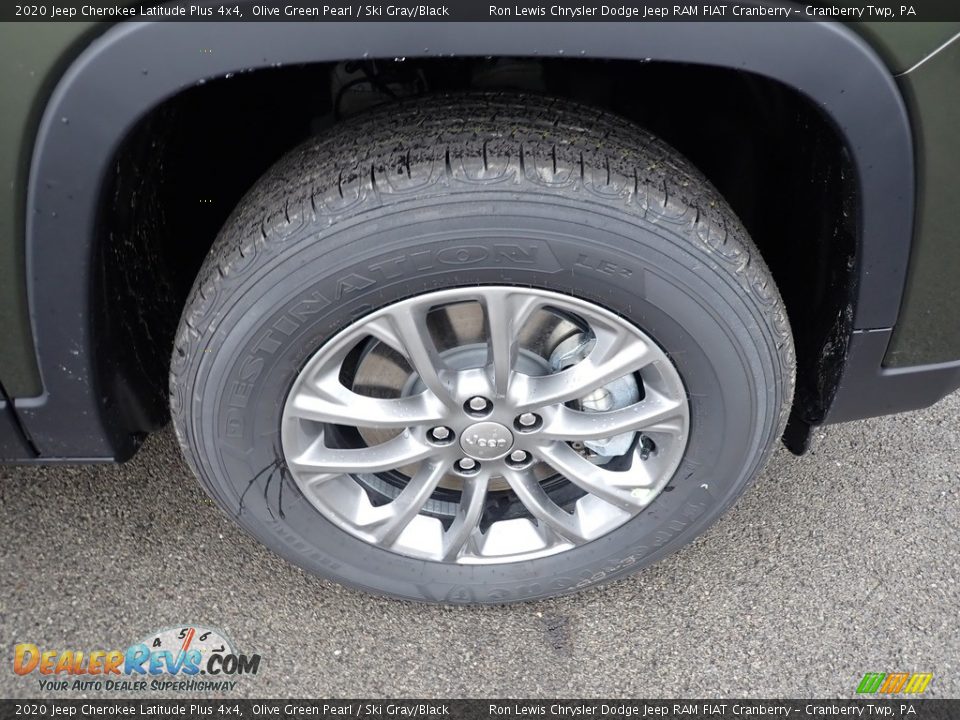2020 Jeep Cherokee Latitude Plus 4x4 Olive Green Pearl / Ski Gray/Black Photo #9