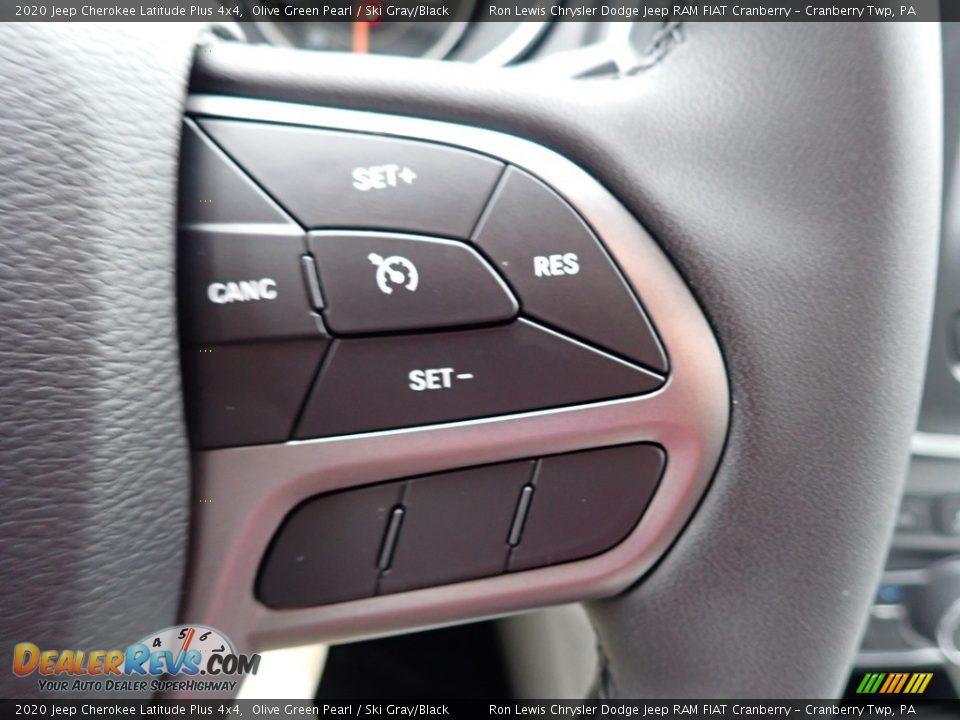 2020 Jeep Cherokee Latitude Plus 4x4 Olive Green Pearl / Ski Gray/Black Photo #18