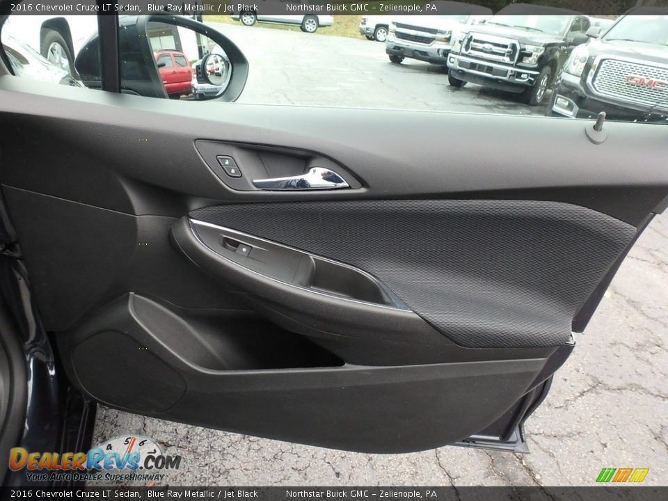 2016 Chevrolet Cruze LT Sedan Blue Ray Metallic / Jet Black Photo #7