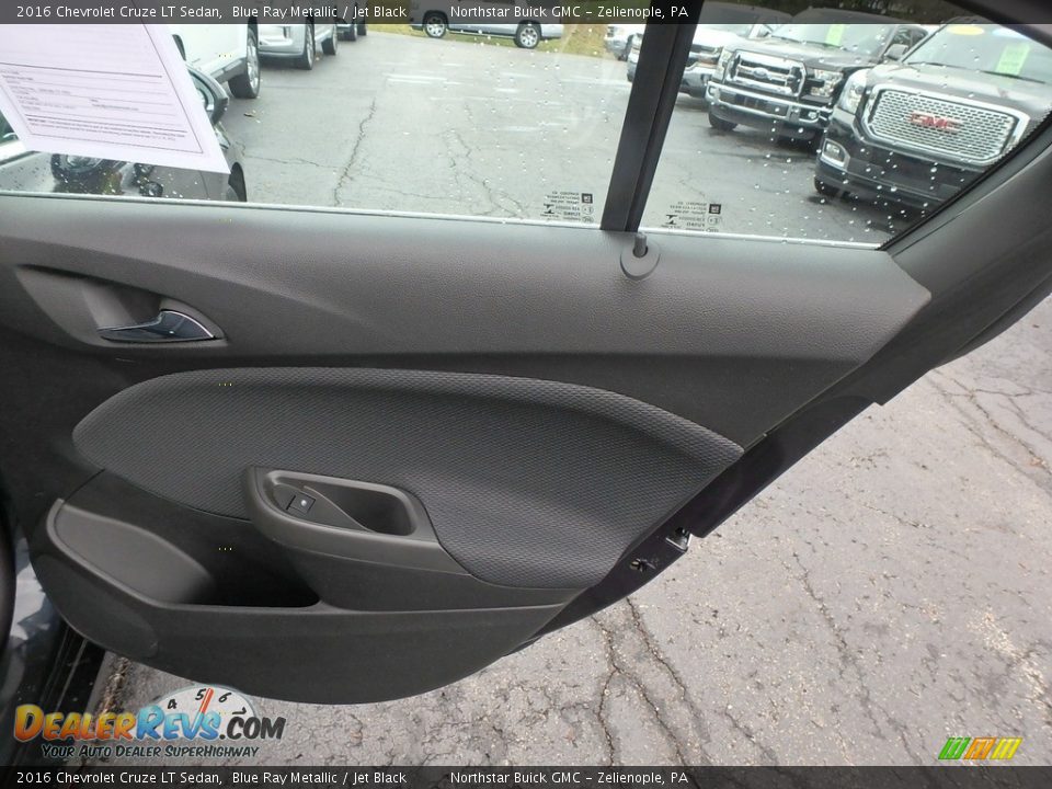 2016 Chevrolet Cruze LT Sedan Blue Ray Metallic / Jet Black Photo #8