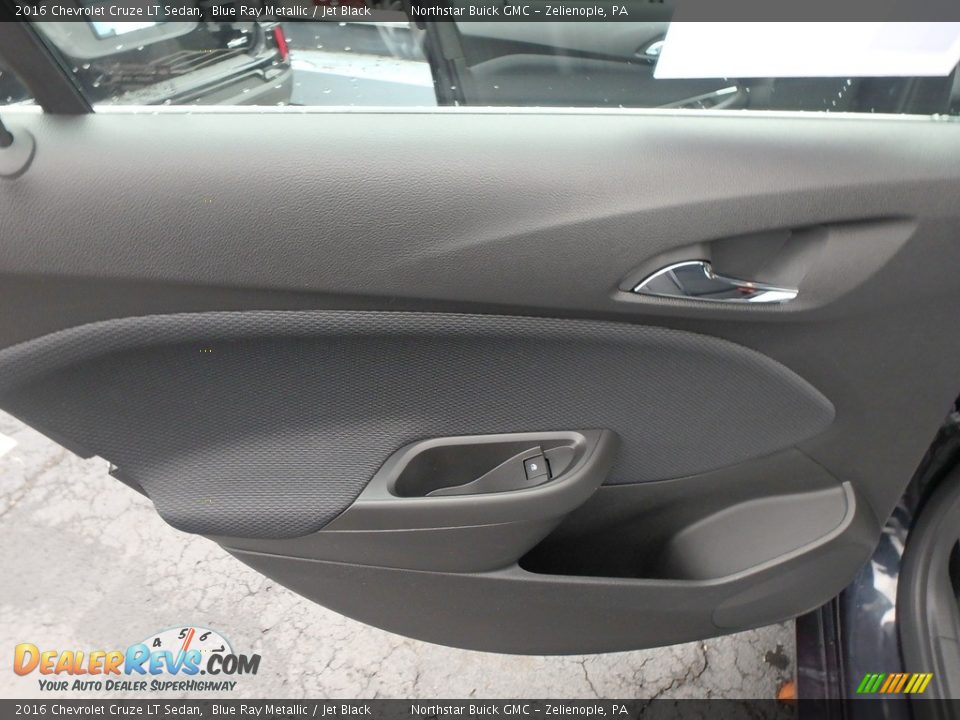 2016 Chevrolet Cruze LT Sedan Blue Ray Metallic / Jet Black Photo #20