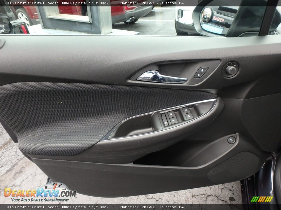 2016 Chevrolet Cruze LT Sedan Blue Ray Metallic / Jet Black Photo #21