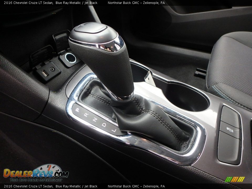 2016 Chevrolet Cruze LT Sedan Blue Ray Metallic / Jet Black Photo #24