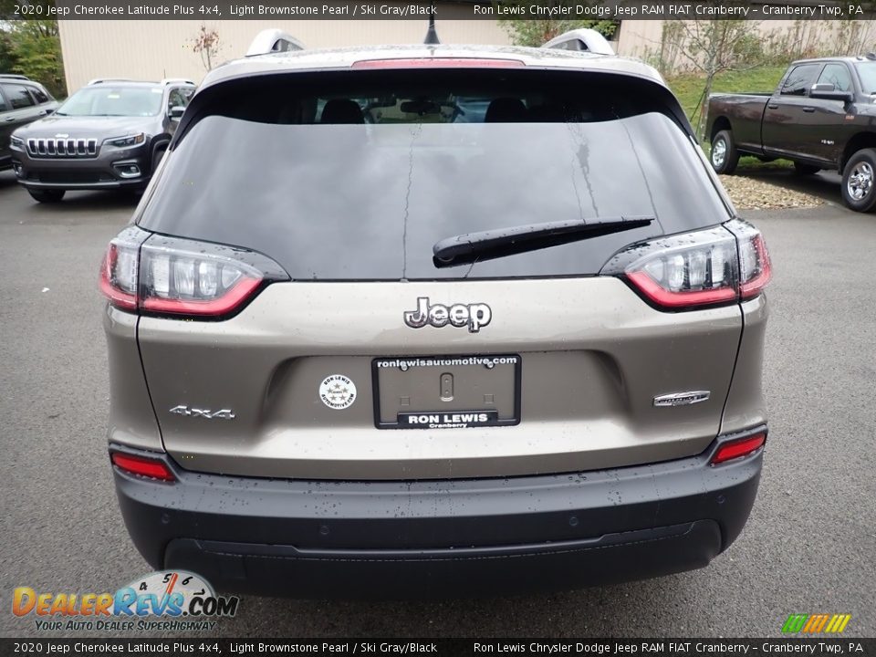 2020 Jeep Cherokee Latitude Plus 4x4 Light Brownstone Pearl / Ski Gray/Black Photo #4