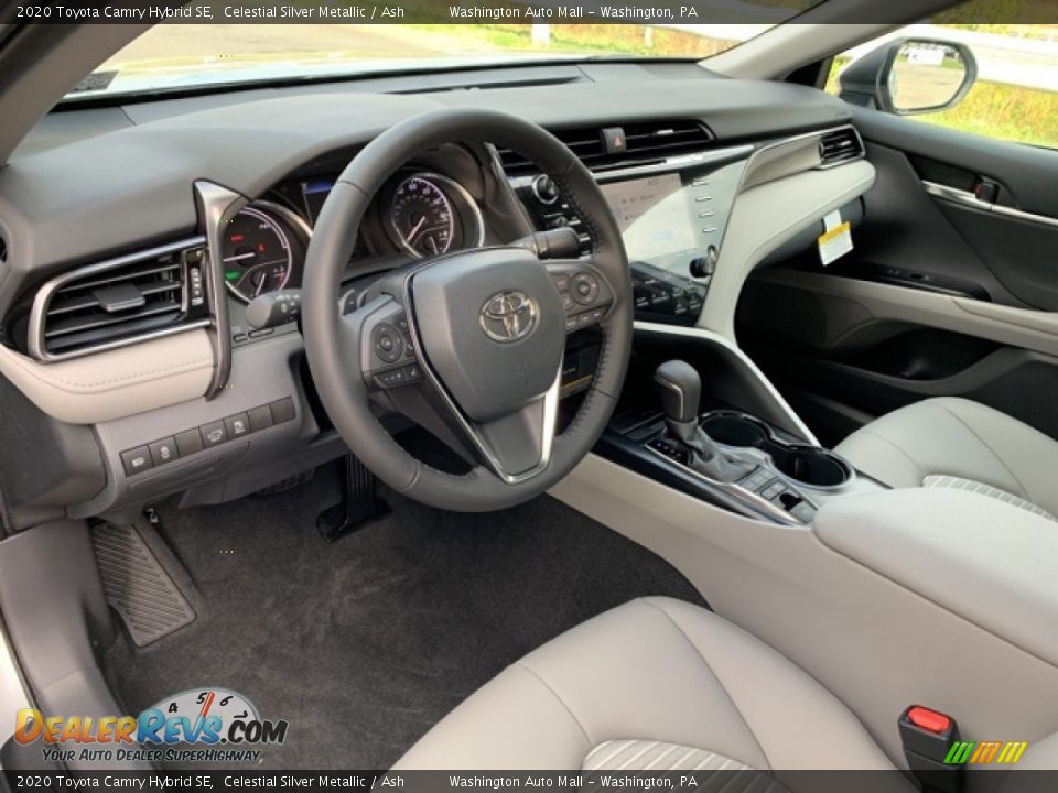 Ash Interior - 2020 Toyota Camry Hybrid SE Photo #3