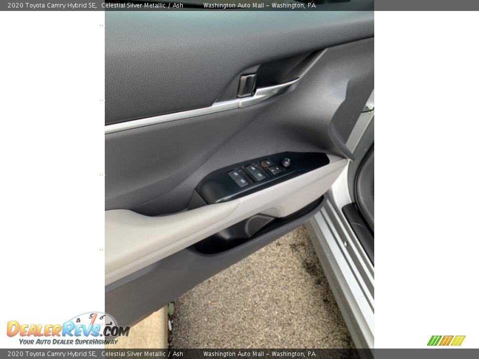 2020 Toyota Camry Hybrid SE Celestial Silver Metallic / Ash Photo #8