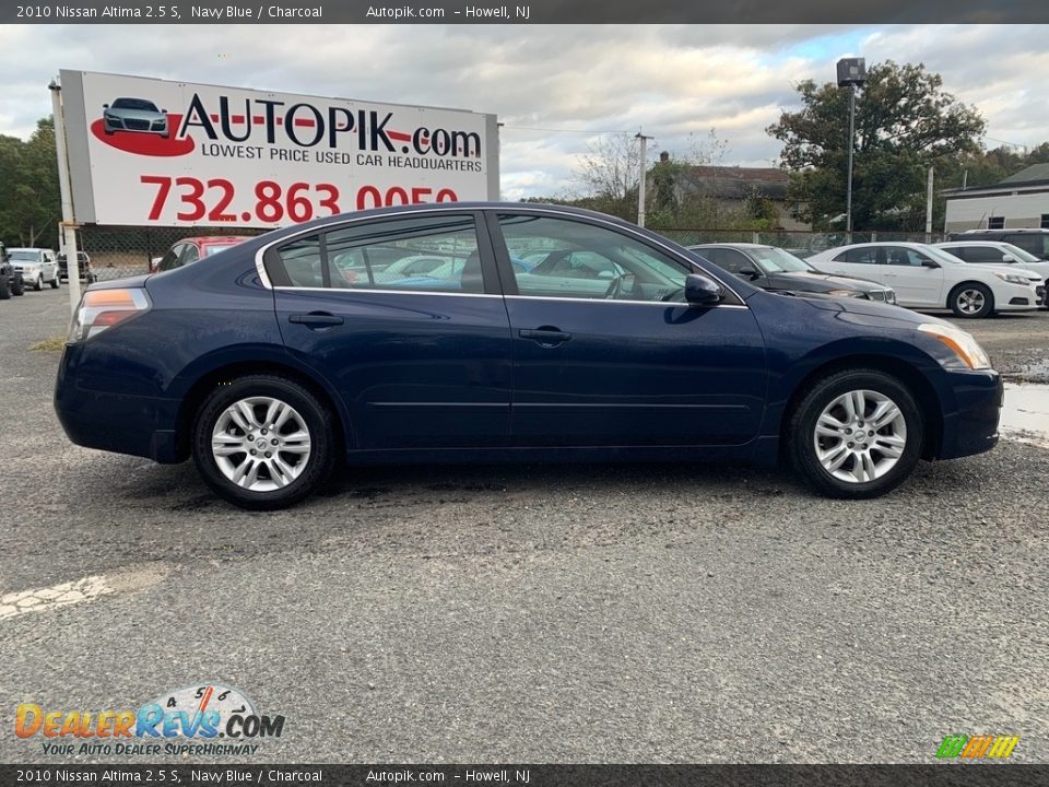 2010 Nissan Altima 2.5 S Navy Blue / Charcoal Photo #2