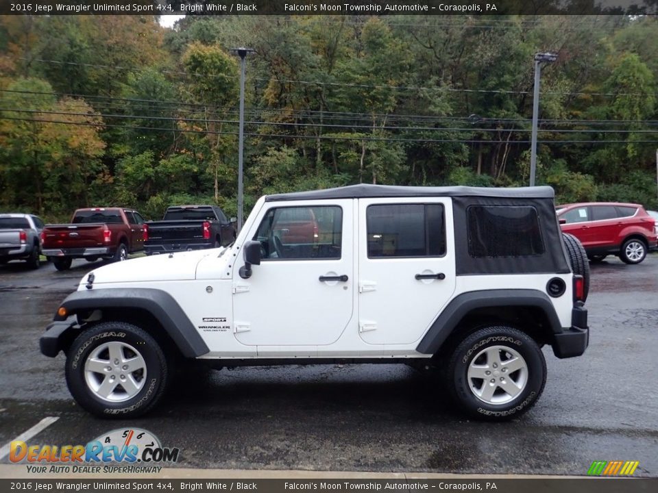 2016 Jeep Wrangler Unlimited Sport 4x4 Bright White / Black Photo #5