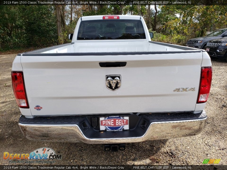 2019 Ram 1500 Classic Tradesman Regular Cab 4x4 Bright White / Black/Diesel Gray Photo #5