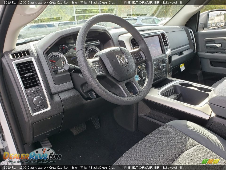2019 Ram 1500 Classic Warlock Crew Cab 4x4 Bright White / Black/Diesel Gray Photo #7