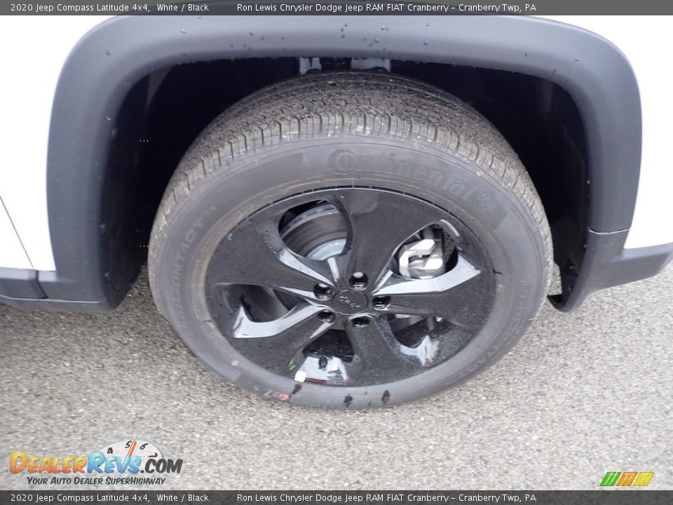 2020 Jeep Compass Latitude 4x4 White / Black Photo #9