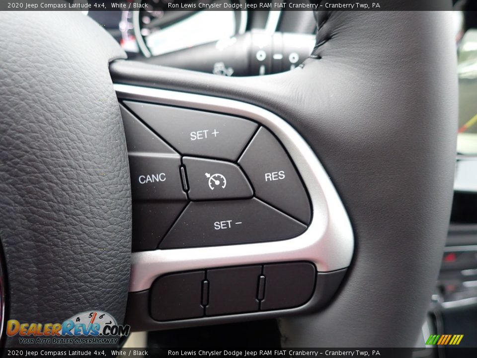 2020 Jeep Compass Latitude 4x4 White / Black Photo #18