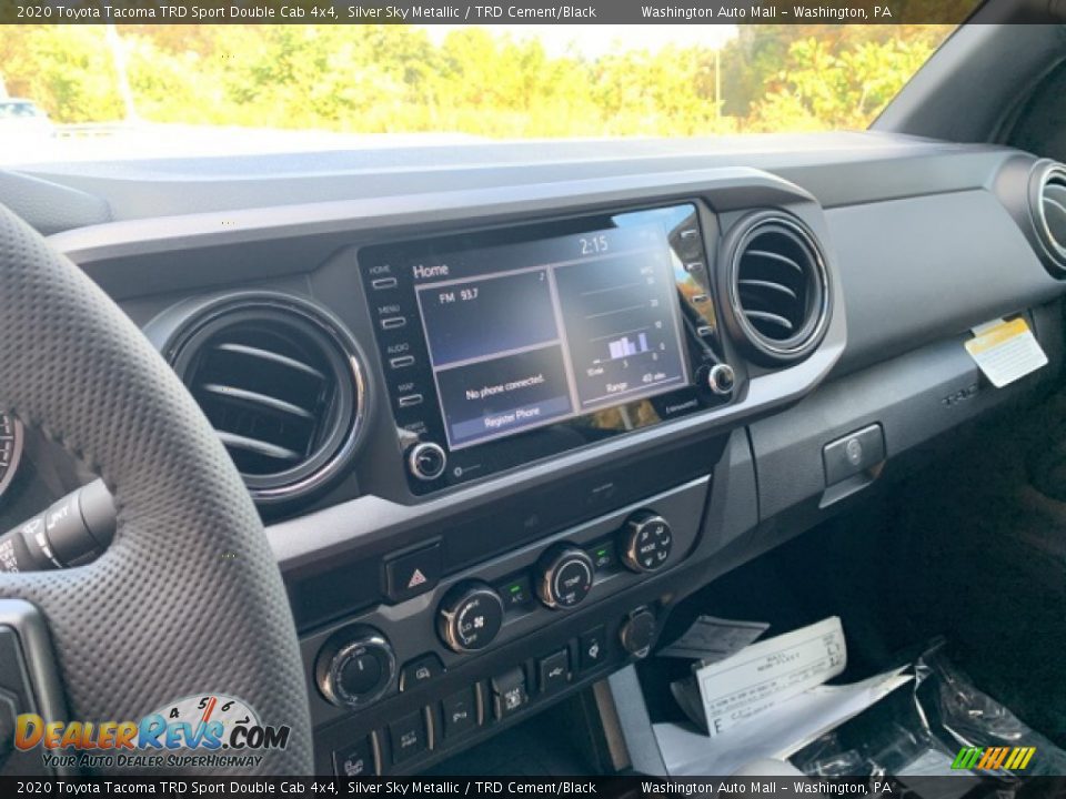Controls of 2020 Toyota Tacoma TRD Sport Double Cab 4x4 Photo #5
