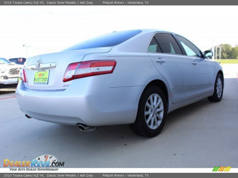 2010 Toyota Camry XLE V6 Classic Silver Metallic / Ash Gray Photo #8