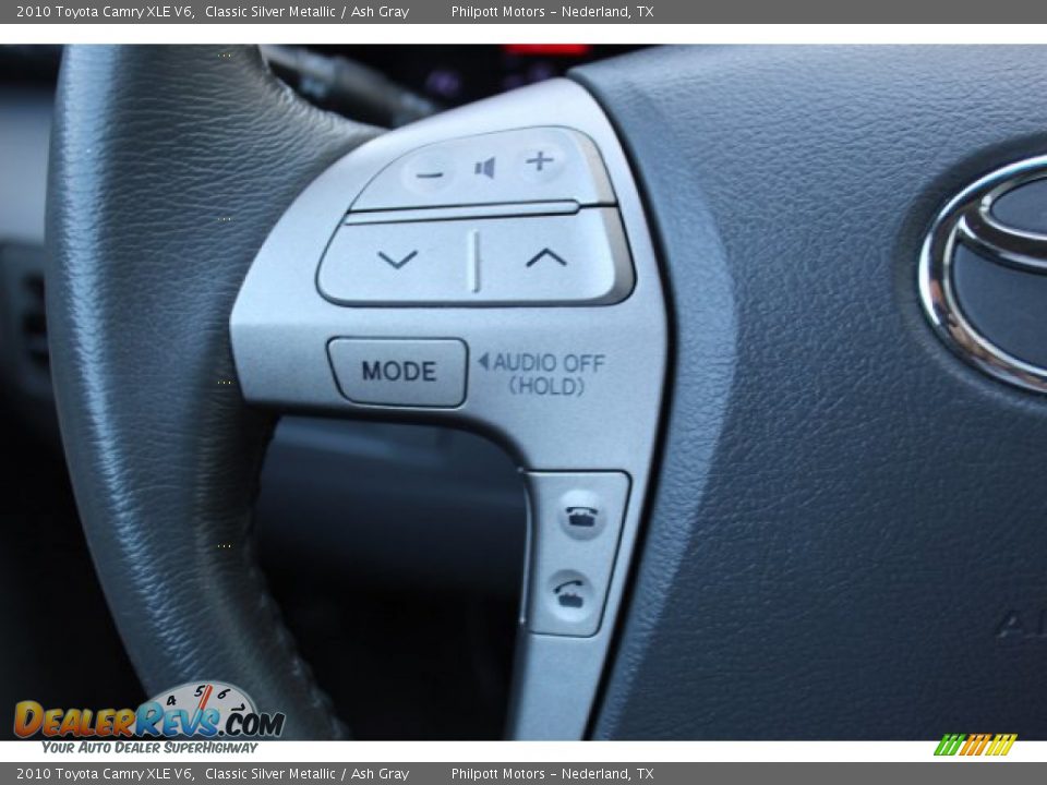 2010 Toyota Camry XLE V6 Classic Silver Metallic / Ash Gray Photo #11