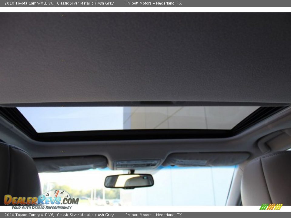2010 Toyota Camry XLE V6 Classic Silver Metallic / Ash Gray Photo #21