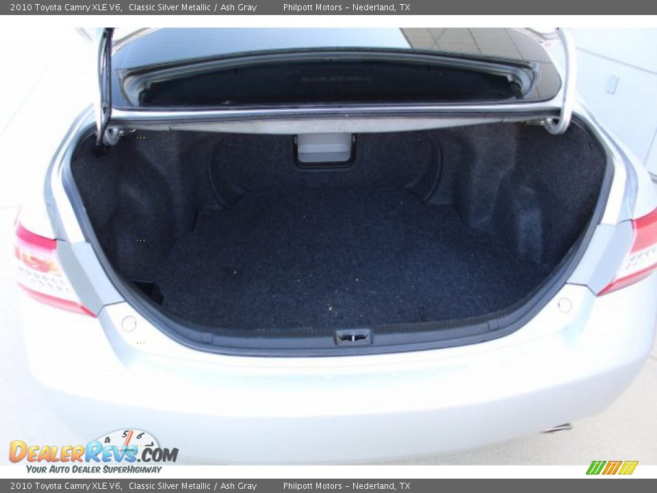 2010 Toyota Camry XLE V6 Classic Silver Metallic / Ash Gray Photo #22