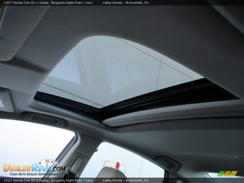 2017 Honda Civic EX-L Sedan Burgundy Night Pearl / Ivory Photo #13