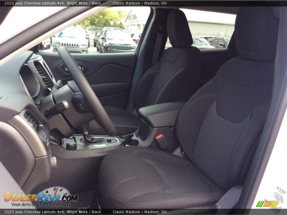 2020 Jeep Cherokee Latitude 4x4 Bright White / Black Photo #2