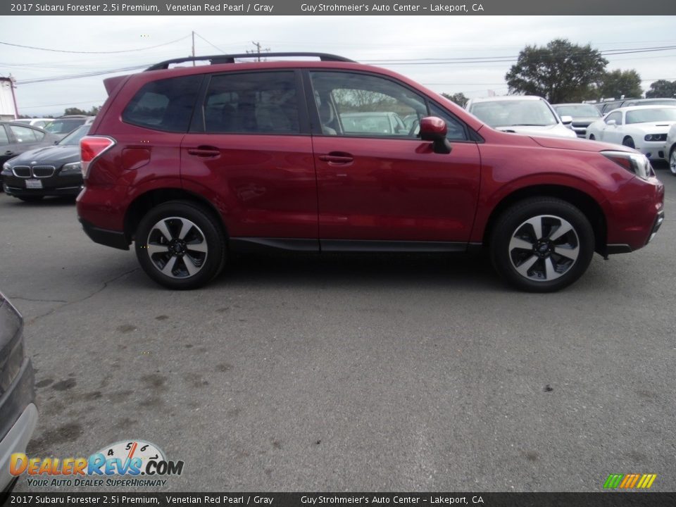 2017 Subaru Forester 2.5i Premium Venetian Red Pearl / Gray Photo #4
