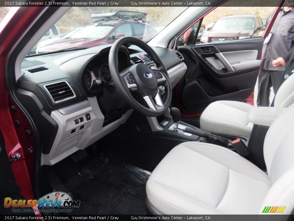 2017 Subaru Forester 2.5i Premium Venetian Red Pearl / Gray Photo #9