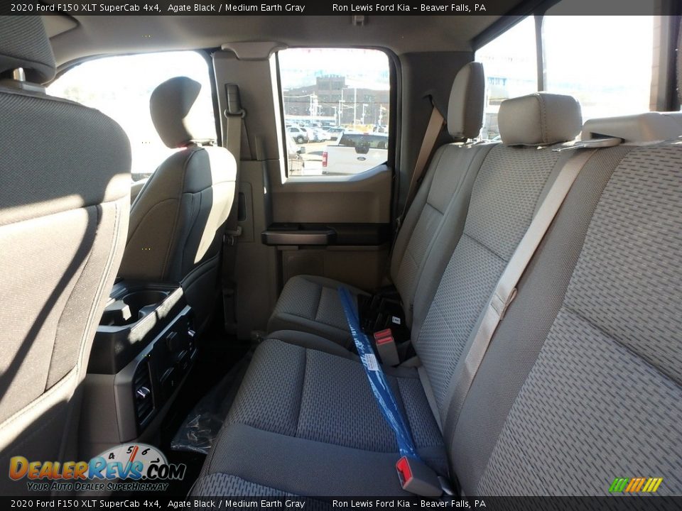 Rear Seat of 2020 Ford F150 XLT SuperCab 4x4 Photo #14