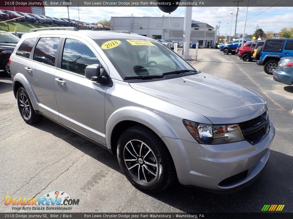 Front 3/4 View of 2018 Dodge Journey SE Photo #10