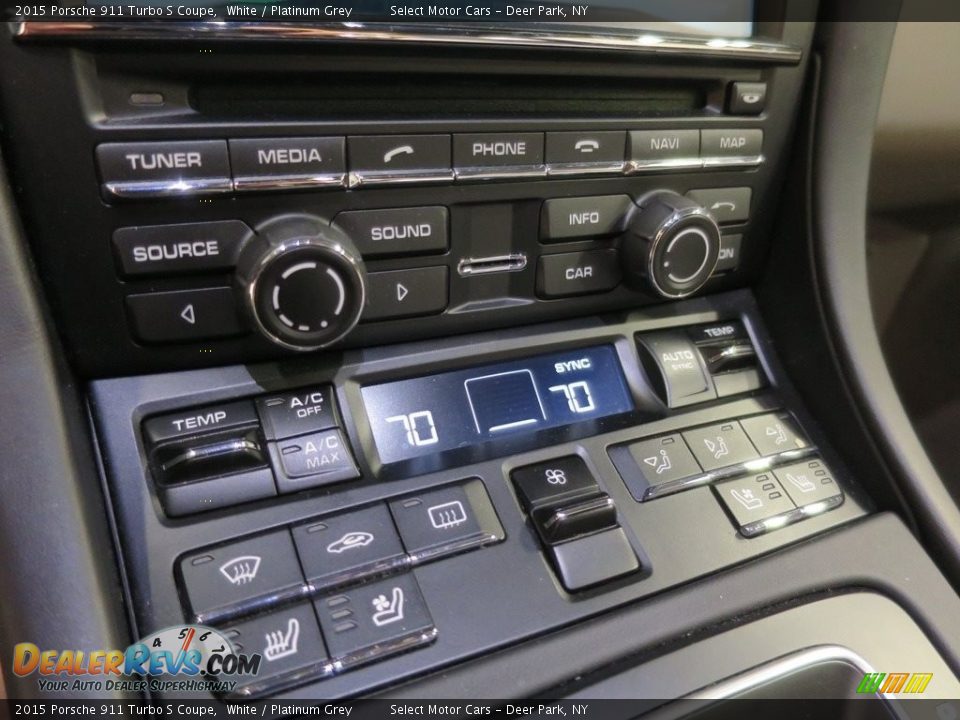 2015 Porsche 911 Turbo S Coupe White / Platinum Grey Photo #25