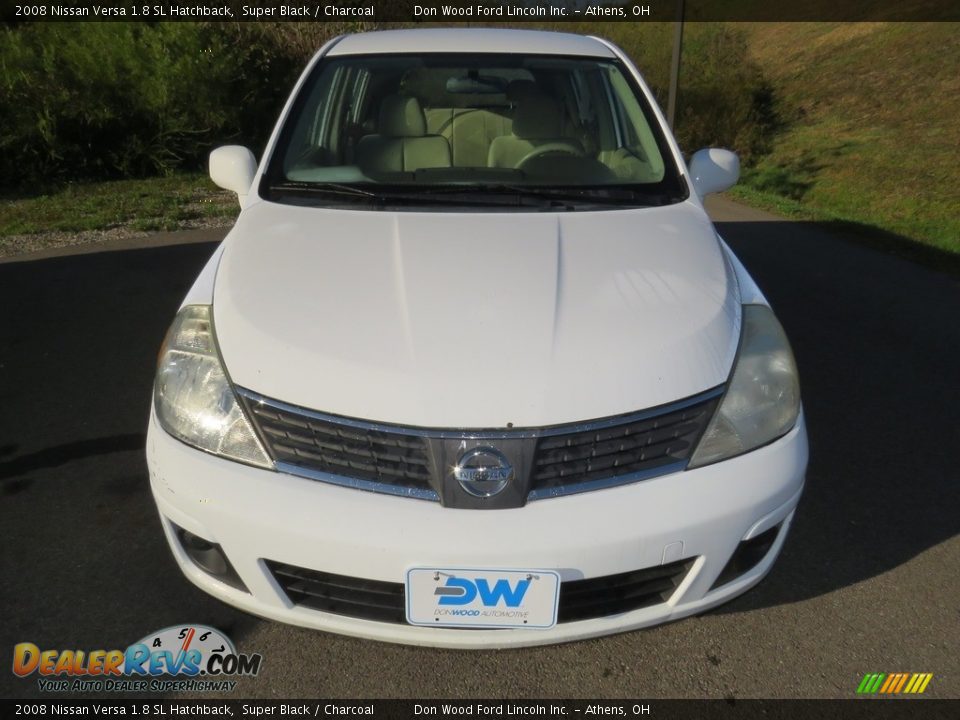 2008 Nissan Versa 1.8 SL Hatchback Super Black / Charcoal Photo #3