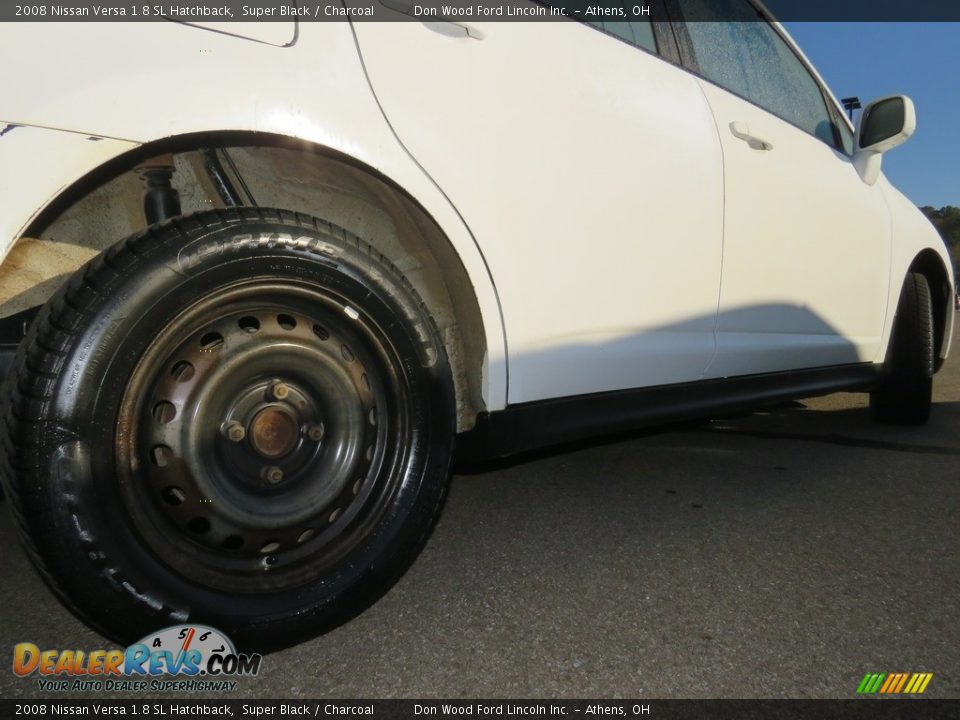 2008 Nissan Versa 1.8 SL Hatchback Super Black / Charcoal Photo #15