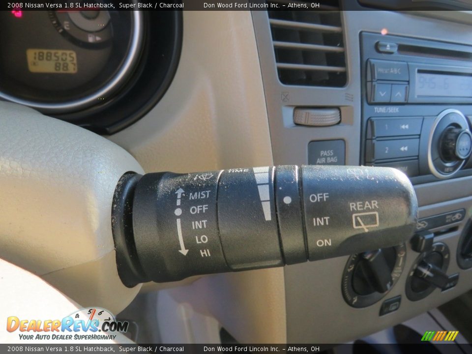 2008 Nissan Versa 1.8 SL Hatchback Super Black / Charcoal Photo #30