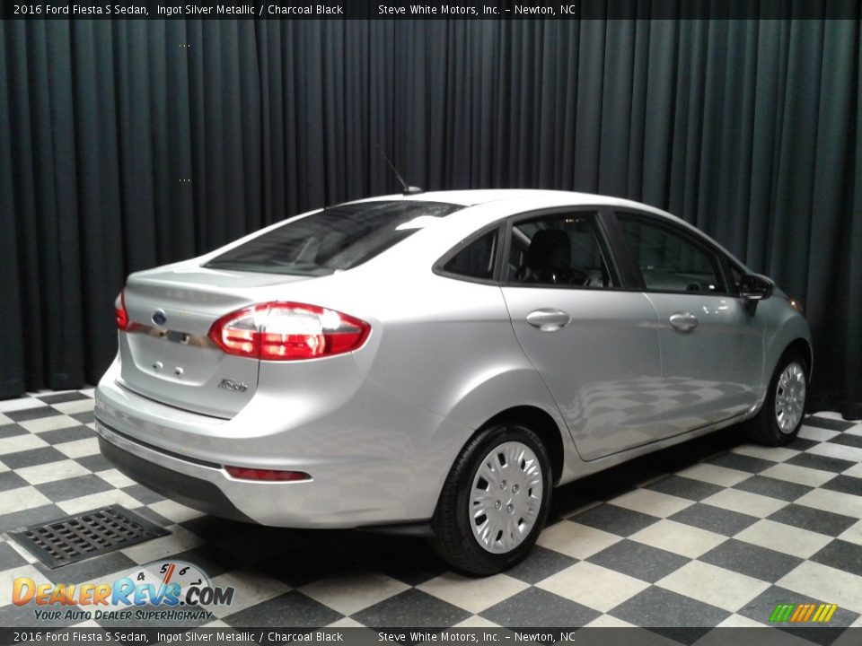 2016 Ford Fiesta S Sedan Ingot Silver Metallic / Charcoal Black Photo #6
