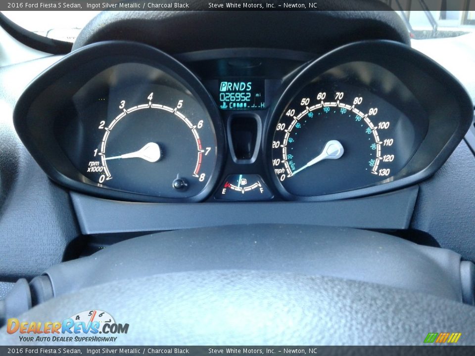 2016 Ford Fiesta S Sedan Ingot Silver Metallic / Charcoal Black Photo #16