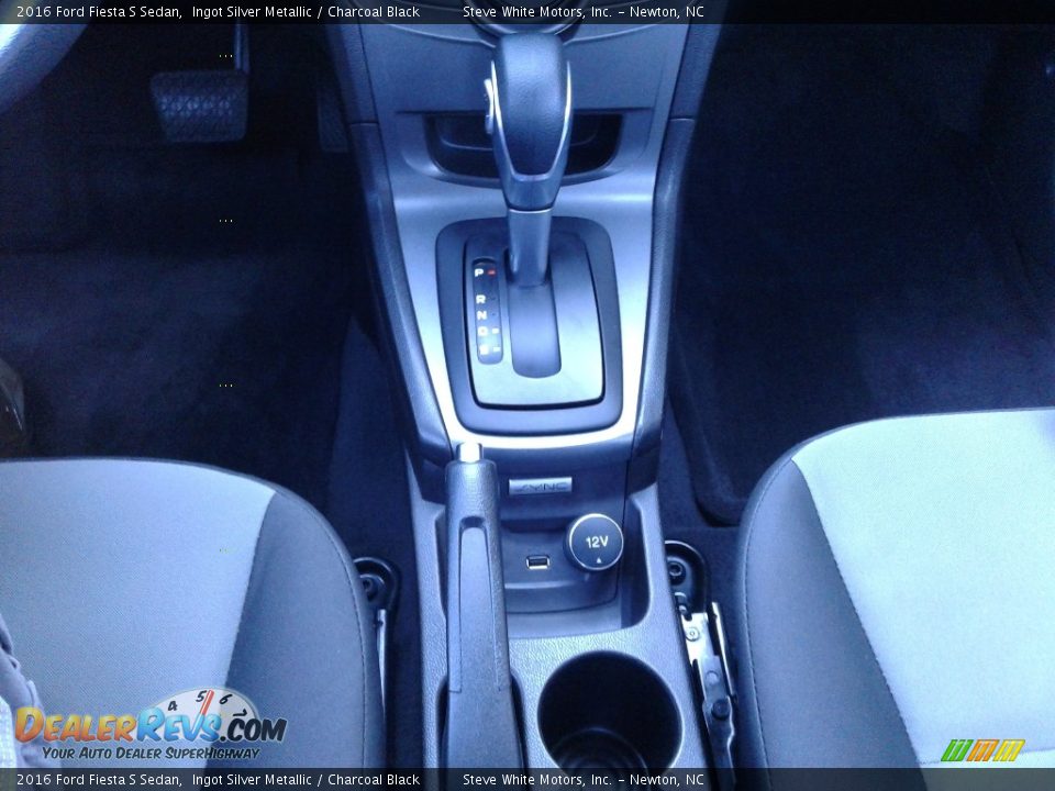2016 Ford Fiesta S Sedan Ingot Silver Metallic / Charcoal Black Photo #22