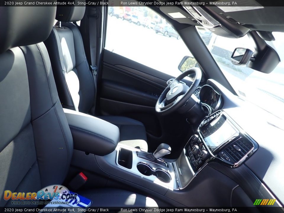 2020 Jeep Grand Cherokee Altitude 4x4 Sting-Gray / Black Photo #10