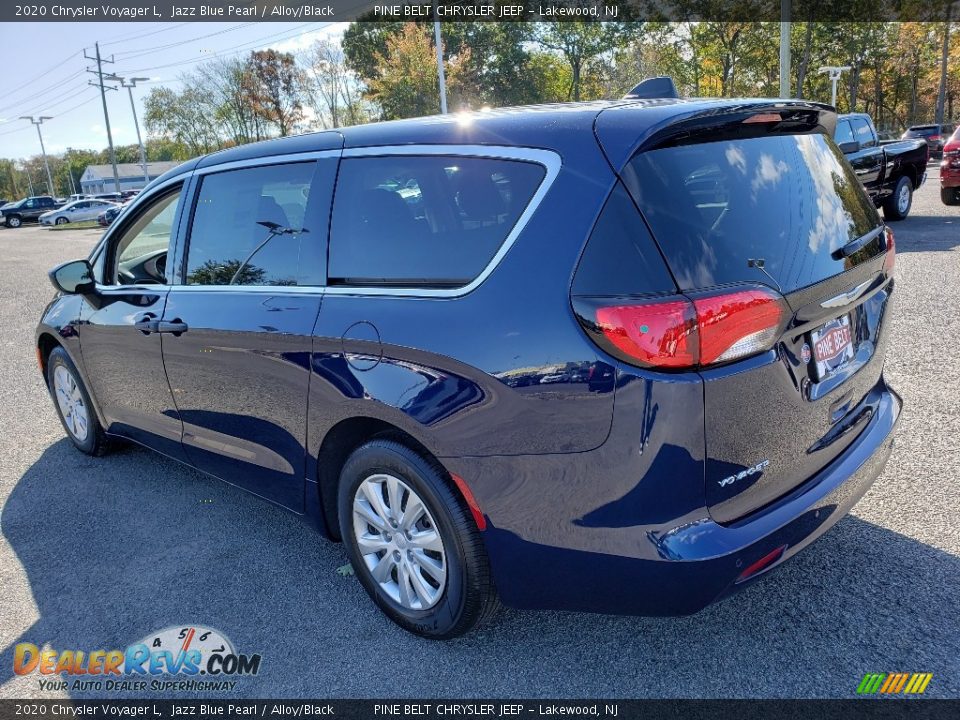 2020 Chrysler Voyager L Jazz Blue Pearl / Alloy/Black Photo #4