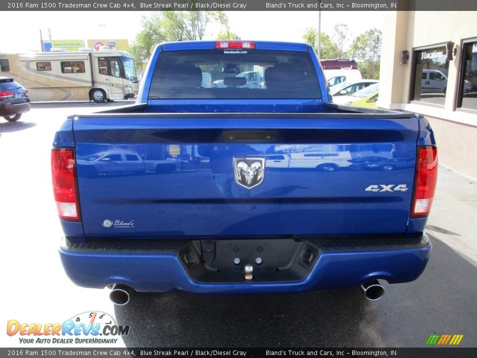 2016 Ram 1500 Tradesman Crew Cab 4x4 Blue Streak Pearl / Black/Diesel Gray Photo #28