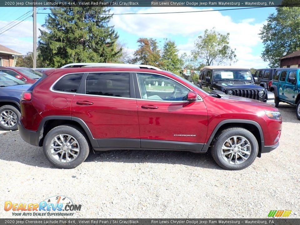 2020 Jeep Cherokee Latitude Plus 4x4 Velvet Red Pearl / Ski Gray/Black Photo #6