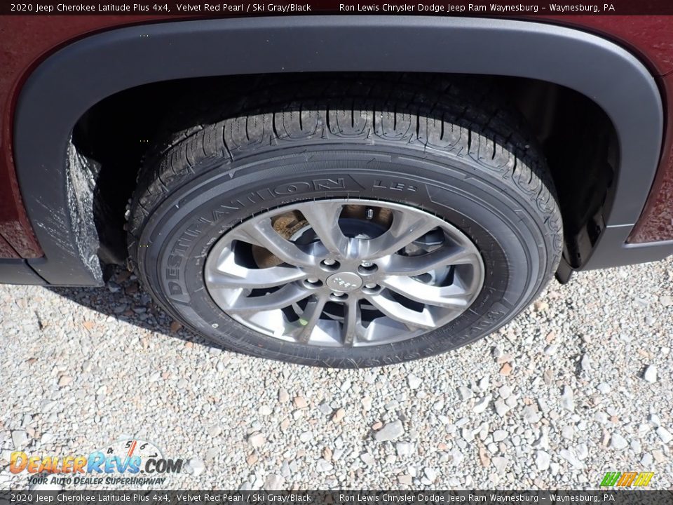 2020 Jeep Cherokee Latitude Plus 4x4 Velvet Red Pearl / Ski Gray/Black Photo #9