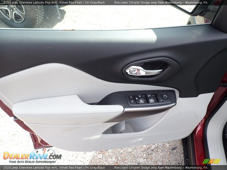 2020 Jeep Cherokee Latitude Plus 4x4 Velvet Red Pearl / Ski Gray/Black Photo #13