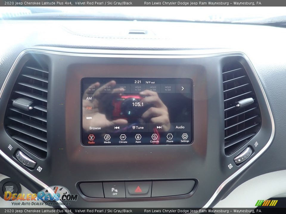 2020 Jeep Cherokee Latitude Plus 4x4 Velvet Red Pearl / Ski Gray/Black Photo #16