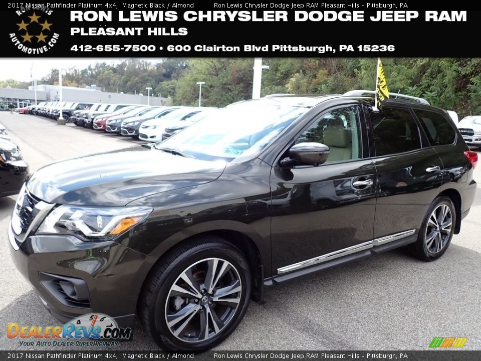 2017 Nissan Pathfinder Platinum 4x4 Magnetic Black / Almond Photo #1
