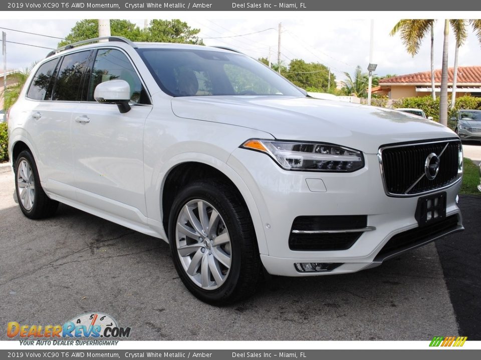 2019 Volvo XC90 T6 AWD Momentum Crystal White Metallic / Amber Photo #2