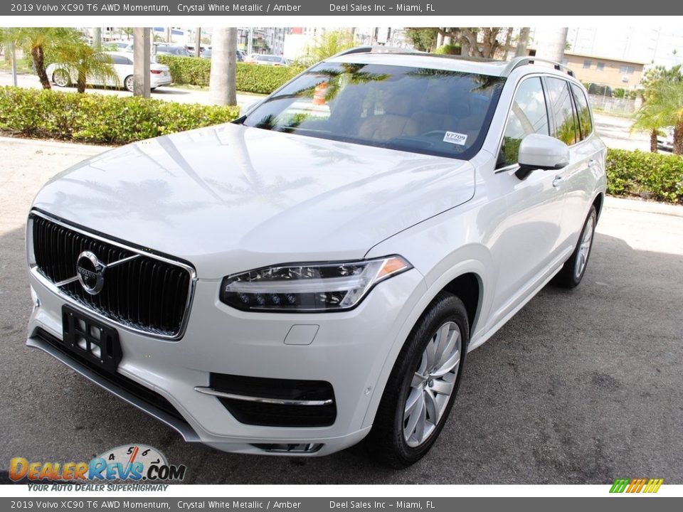 2019 Volvo XC90 T6 AWD Momentum Crystal White Metallic / Amber Photo #4