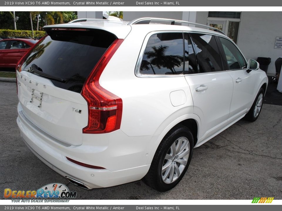 2019 Volvo XC90 T6 AWD Momentum Crystal White Metallic / Amber Photo #9