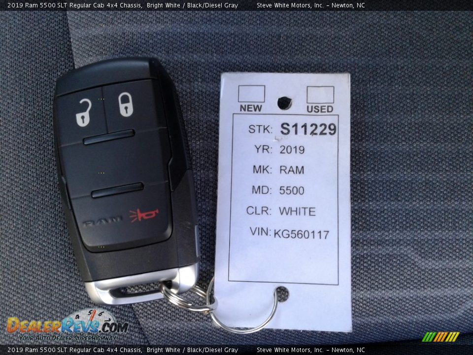 2019 Ram 5500 SLT Regular Cab 4x4 Chassis Bright White / Black/Diesel Gray Photo #31