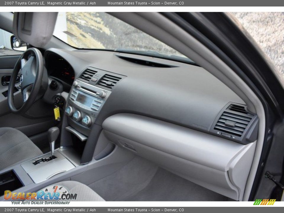2007 Toyota Camry LE Magnetic Gray Metallic / Ash Photo #17