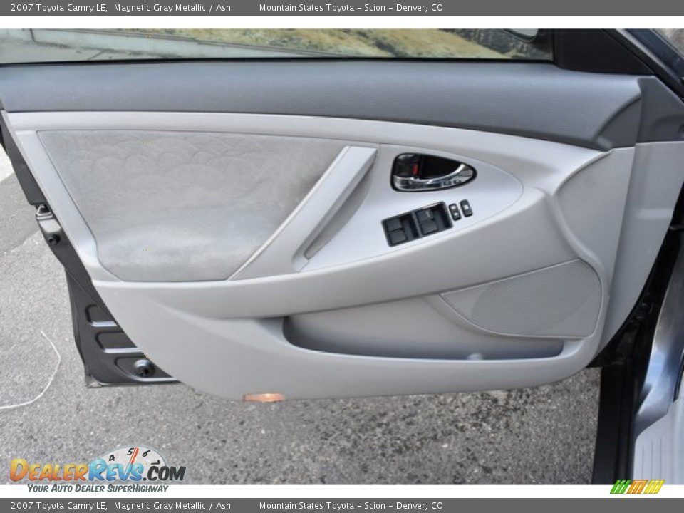 2007 Toyota Camry LE Magnetic Gray Metallic / Ash Photo #25